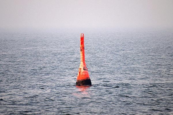 Eine Boje im Meer, über dts Nachrichtenagentur