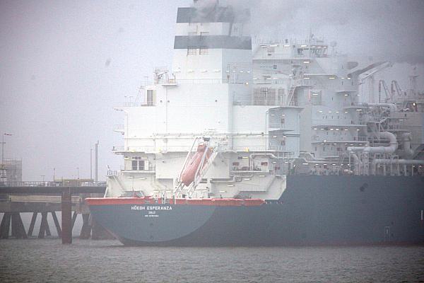 Schwimmendes LNG-Terminal in Wilhelmshaven, über dts Nachrichtenagentur