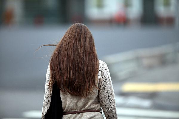 Frau mit braunem Haar, über dts Nachrichtenagentur