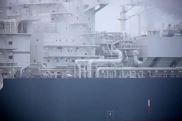 Schwimmendes LNG-Terminal in Wilhelmshaven, über dts Nachrichtenagentur