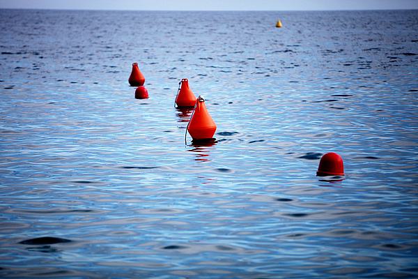 Bojen im Meer (Archiv), über dts Nachrichtenagentur