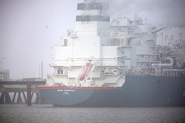 Schwimmendes LNG-Terminal in Wilhelmshaven (Archiv), via dts Nachrichtenagentur