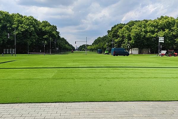 Fanmeile zur Fußball-EM (Archiv), via dts Nachrichtenagentur