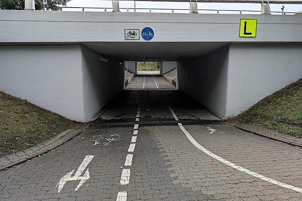 Fahrrad- und Fußgängerweg in einer Unterführung (Archiv), via dts Nachrichtenagentur