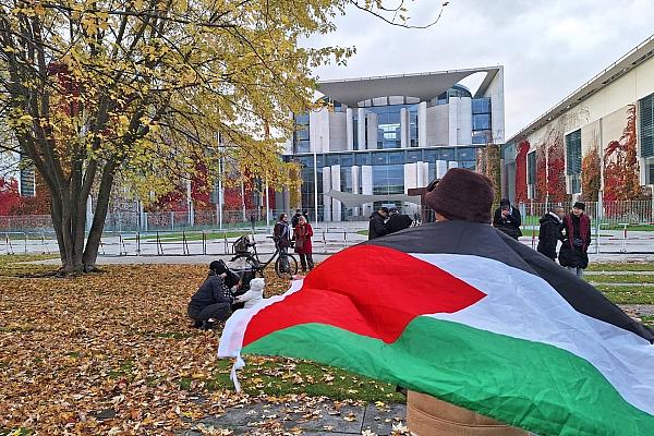 Pro-Palästinenser-Protest vor dem Kanzleramt (Archiv), via dts Nachrichtenagentur