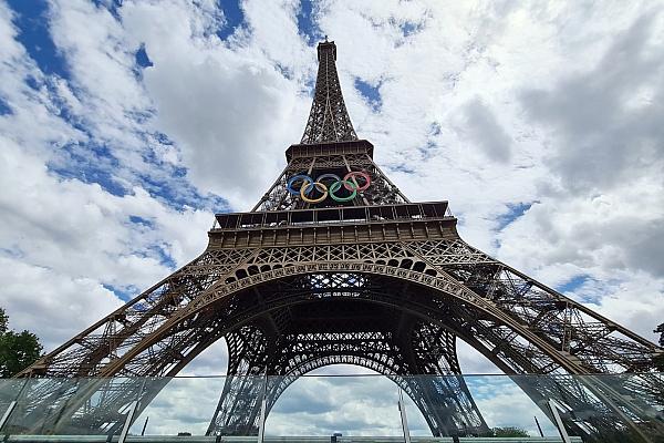 Eiffelturm mit Olympischen Ringen (Archiv), via dts Nachrichtenagentur