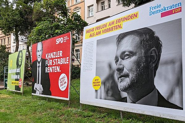 Wahlplakate von Grünen, SPD und FDP zur Bundestagswahl 2021 (Archiv), via dts Nachrichtenagentur