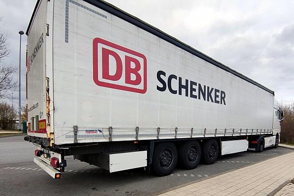 Lkw von DB Schenker (Archiv), via dts Nachrichtenagentur