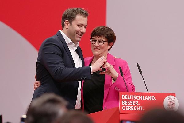 Lars Klingbeil und Saskia Esken (Archiv), via dts Nachrichtenagentur