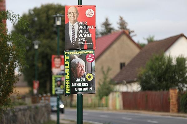 Wahlplakate von SPD und Grünen zur Landtagswahl in Brandenburg (Archiv), via dts Nachrichtenagentur