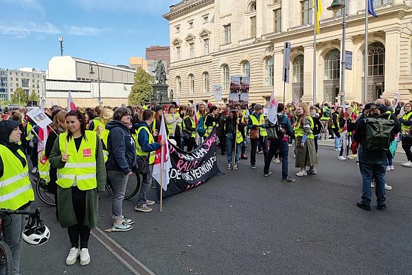 Demo von Kita-Erzieherinnen am 12.09.2024, via dts Nachrichtenagentur