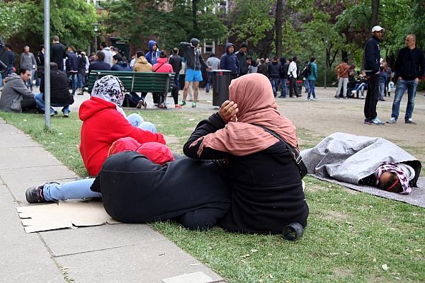 Flüchtlinge an einer Aufnahmestelle (Archiv), via dts Nachrichtenagentur